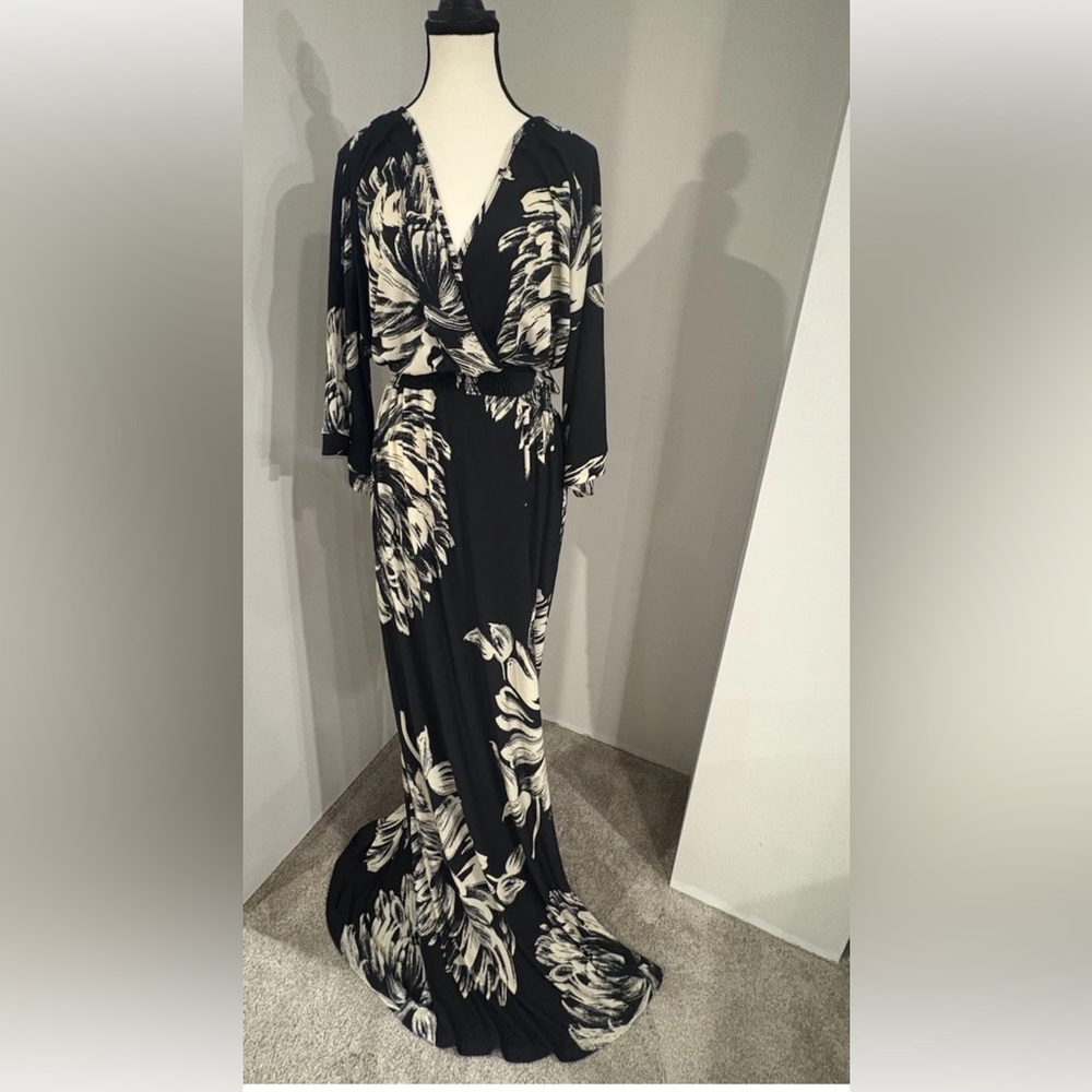 Melissa Masse Made to Measure Black and Cream Floral Sleeve Dress